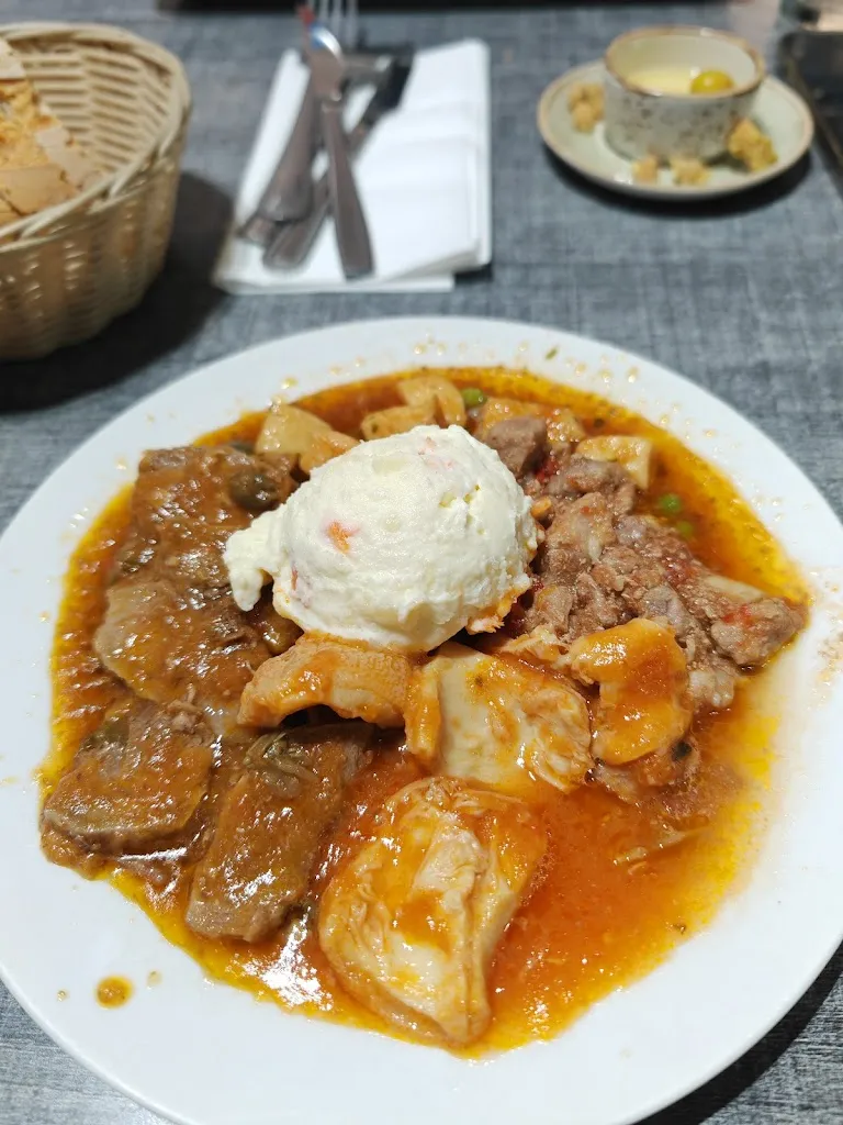 I. M_Bar Sa Placeta_Pobla Sa_review