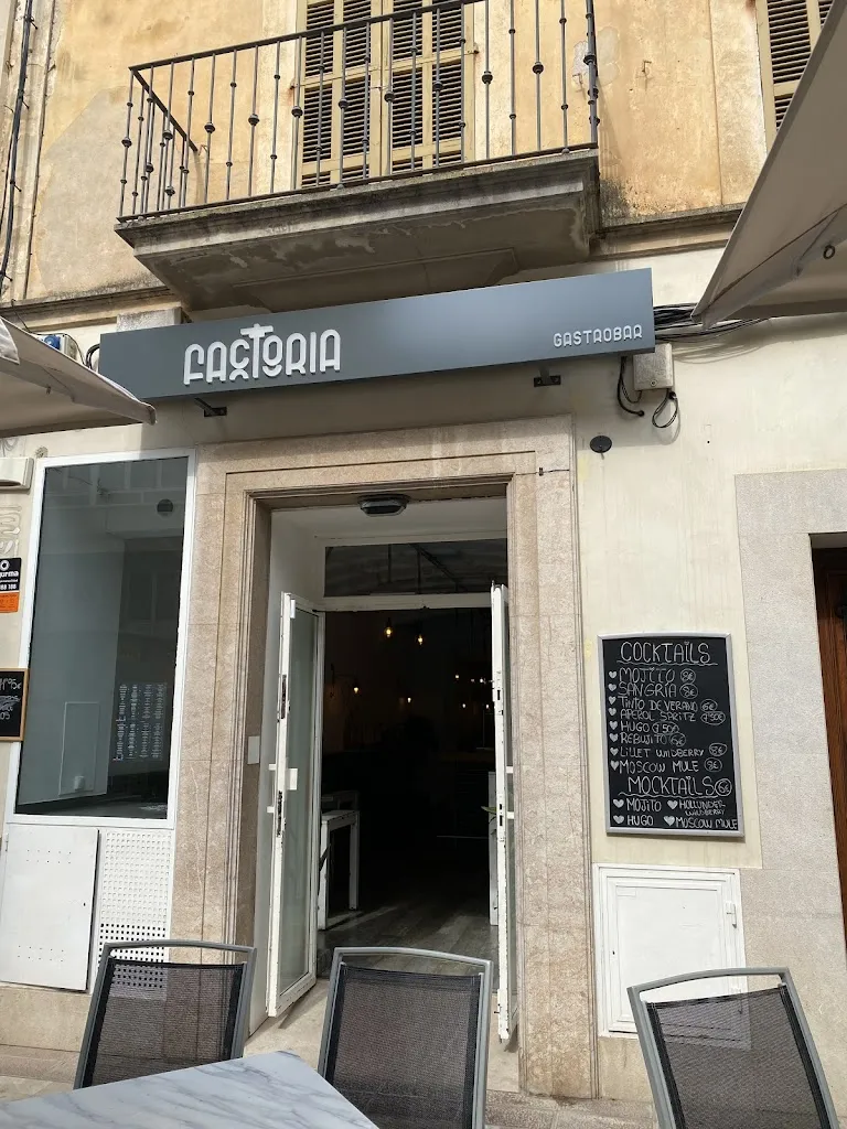 Nina Hilger _Factoria Gastrobar_Manacor_review