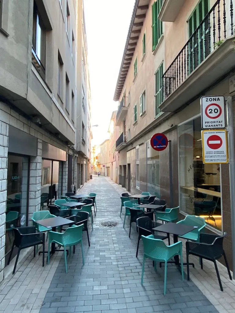 Healthy Hunters (Manacor) restaurant in Manacor