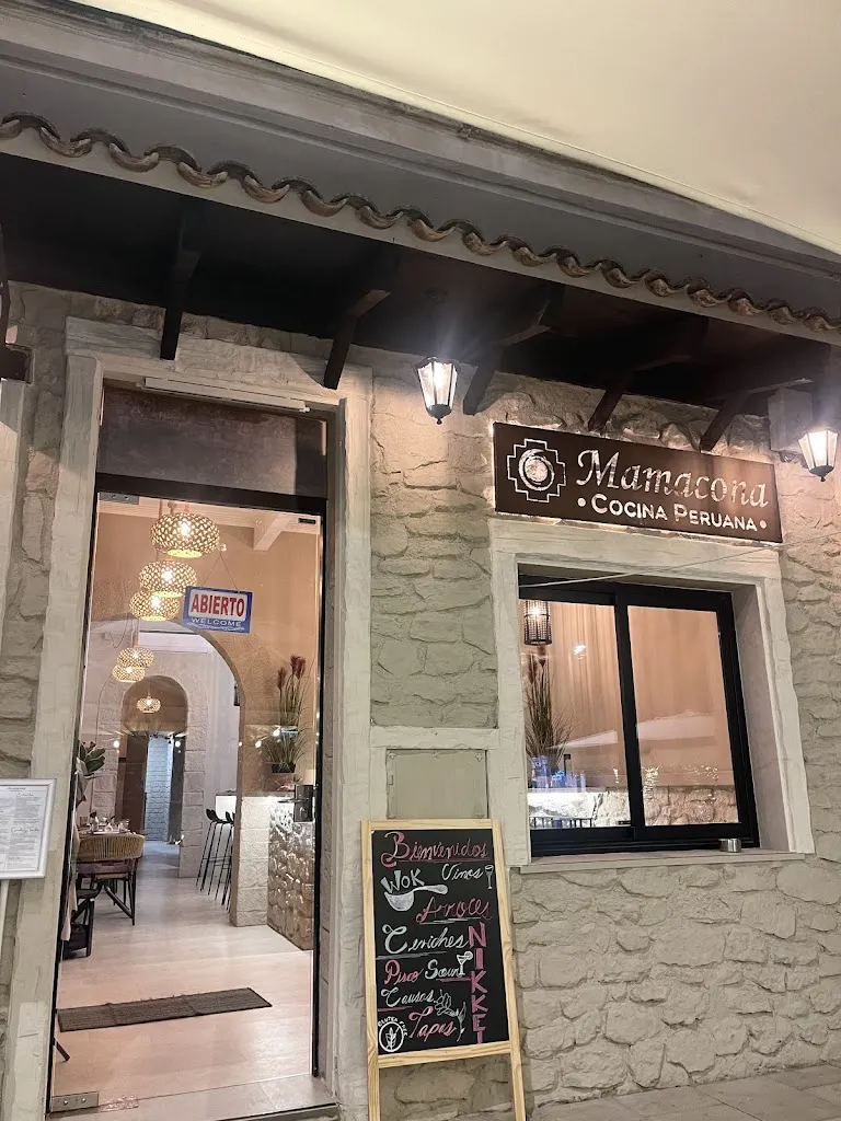 Mamacona Cocina Peruana_Manacor_slider_image_1