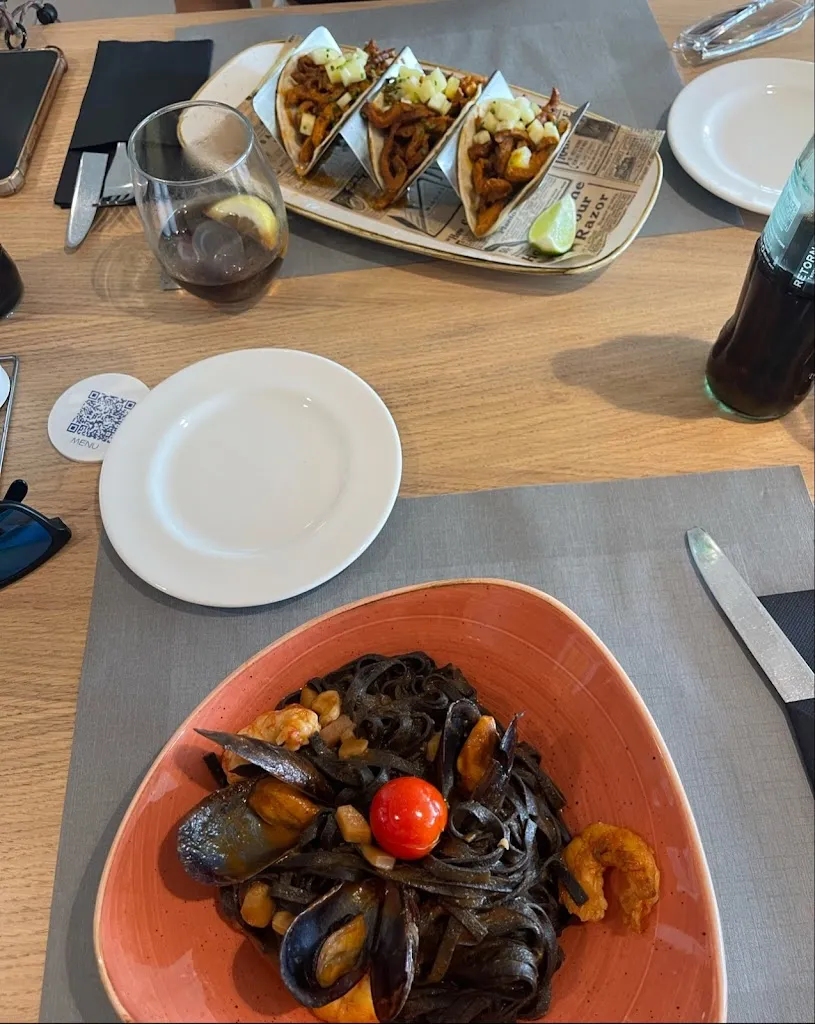 Russell Wong_US Open Cafe - Rafa Nadal Academy_Manacor_review