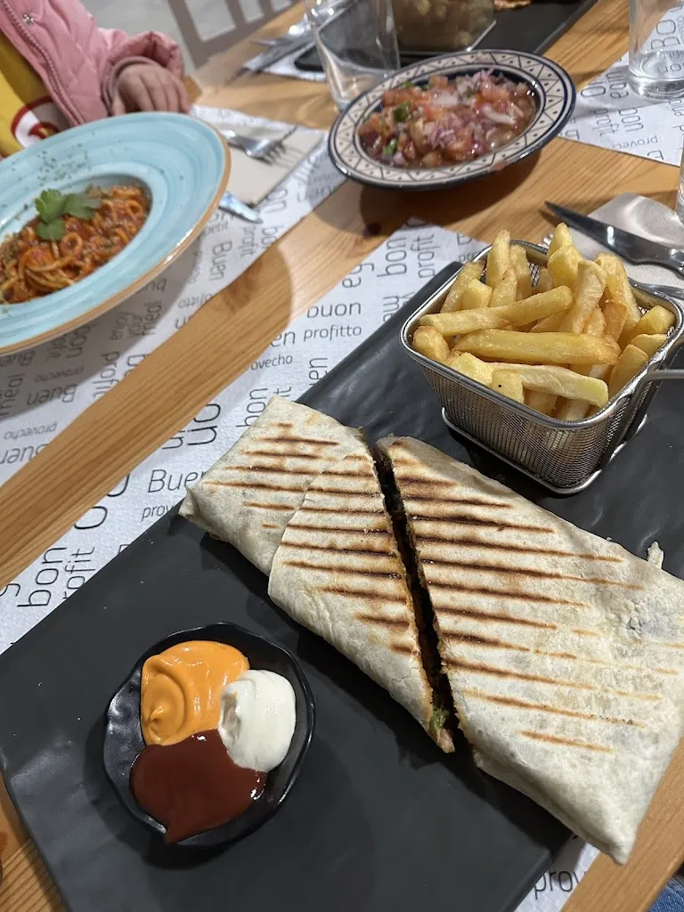 Munise Sahan_Ousraf restaurante_Manacor_review