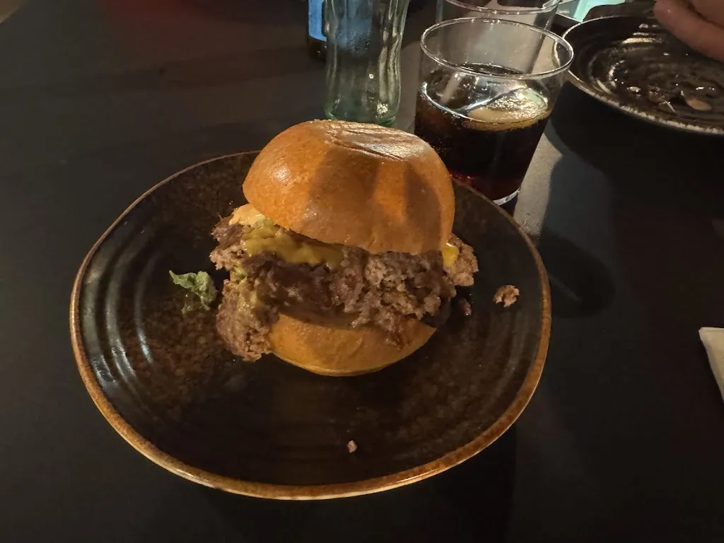 Marian P_Es Taller Smash Burger & +_Manacor_review