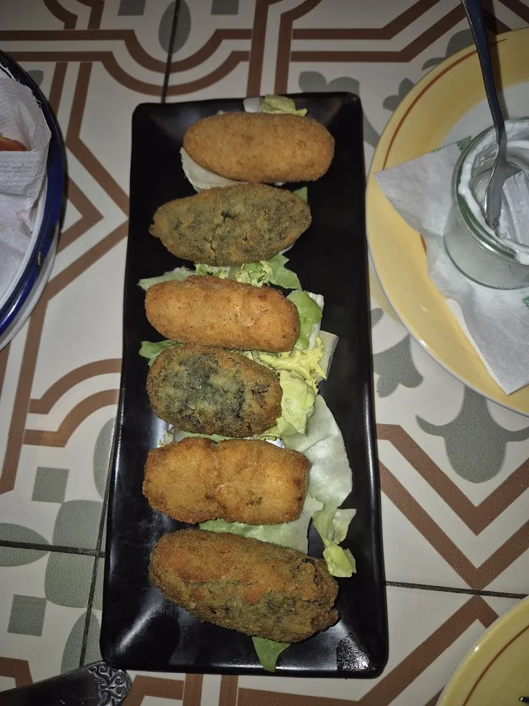 Neus Llompart Crespí_4 Fogons - Club Tennis Manacor_Manacor_review