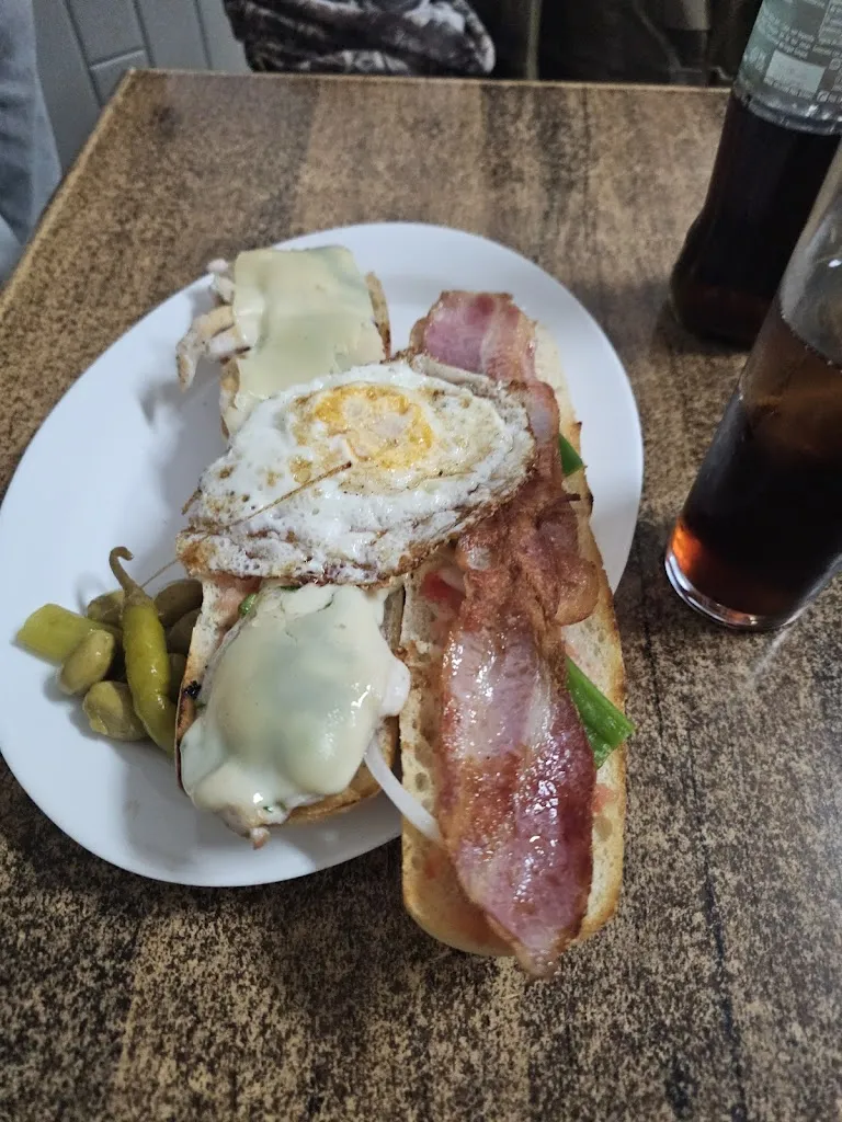 sircapi77_Bar Berlín_Manacor_review