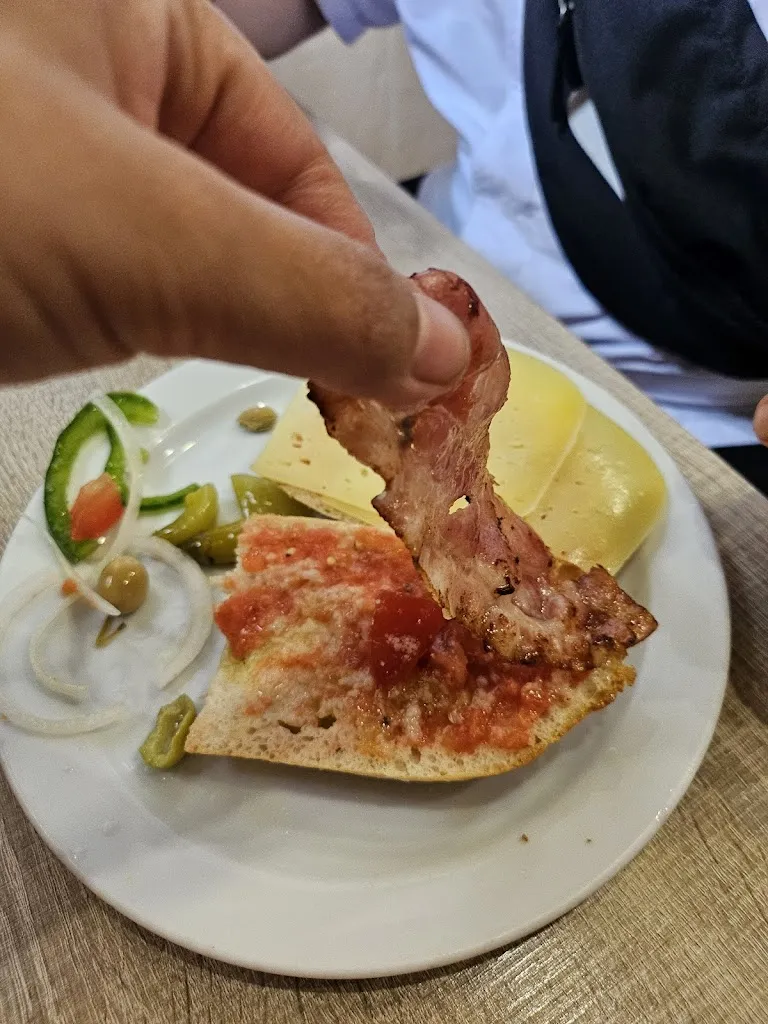 Juani Manzano torosio_S'estació by Mas natural_Manacor_recensione