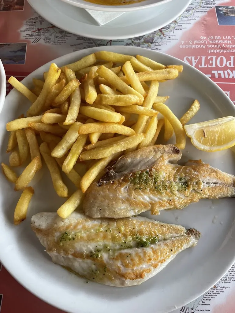 Caiwu Liang_Los Poetas Andaluces_Peguera_review