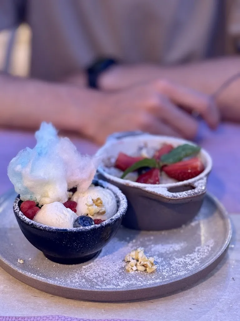 Lívia László_Nirador_Peguera_review