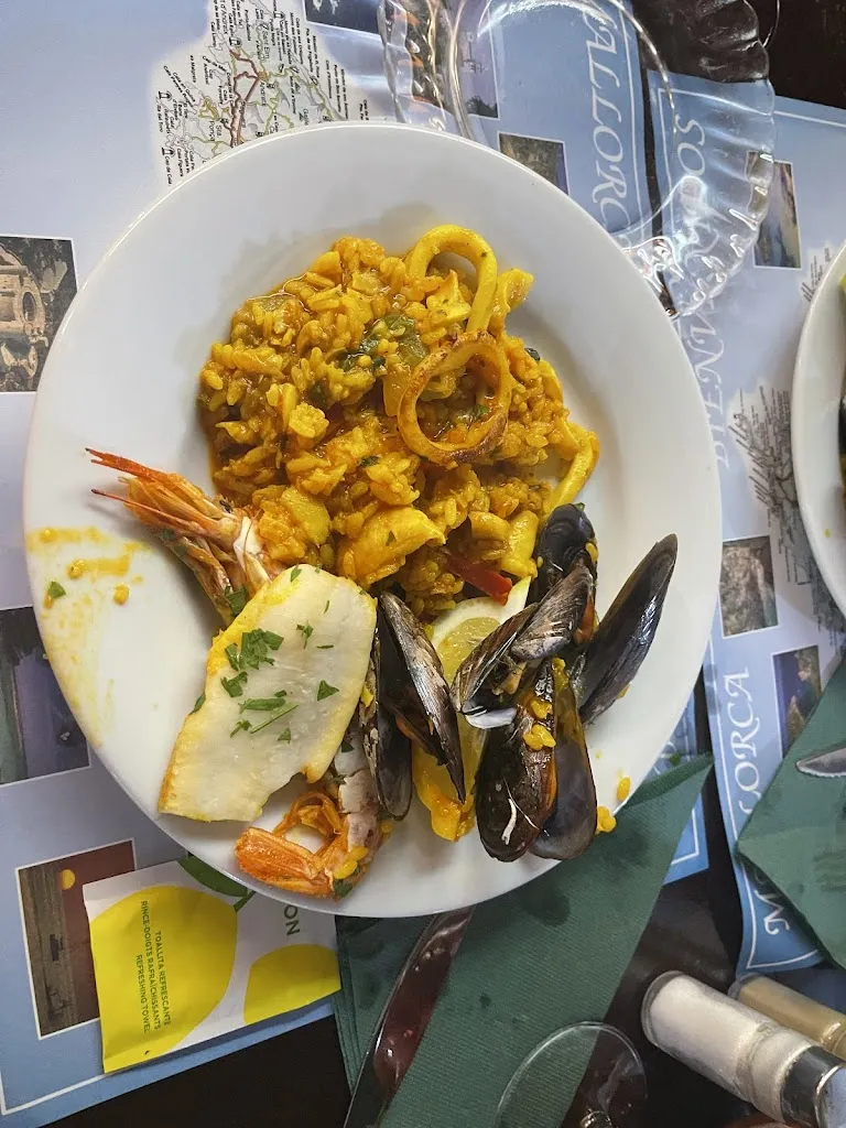 zitian zhang_Sa Finca_Peguera_recensione