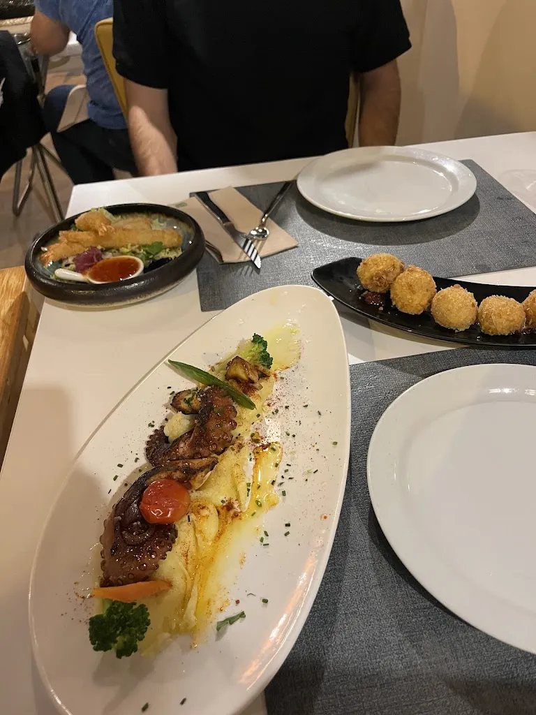 Katy Snape_Restaurante La Campana_Peguera_review