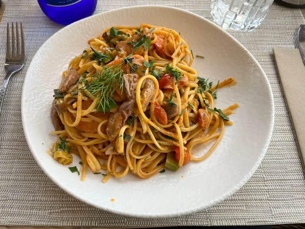 Menu_VIVA BEACH_Peguera_image_7