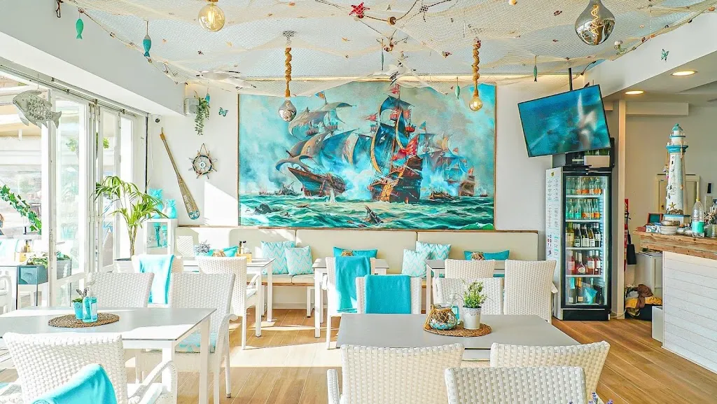 Robinson's House restaurant in Peguera