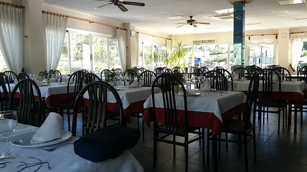 Restaurante la Cascada Casa Federico_Callosa dEn Sarrià_slider_image_3