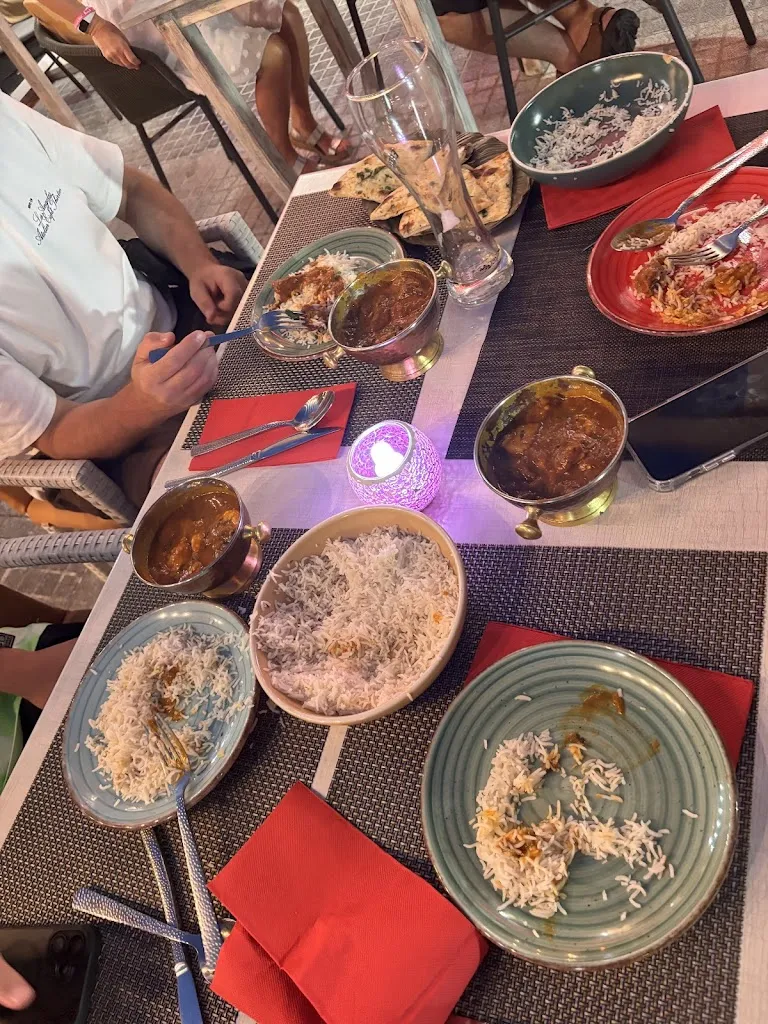 easy peasy_Taj India Peguera_Peguera_review