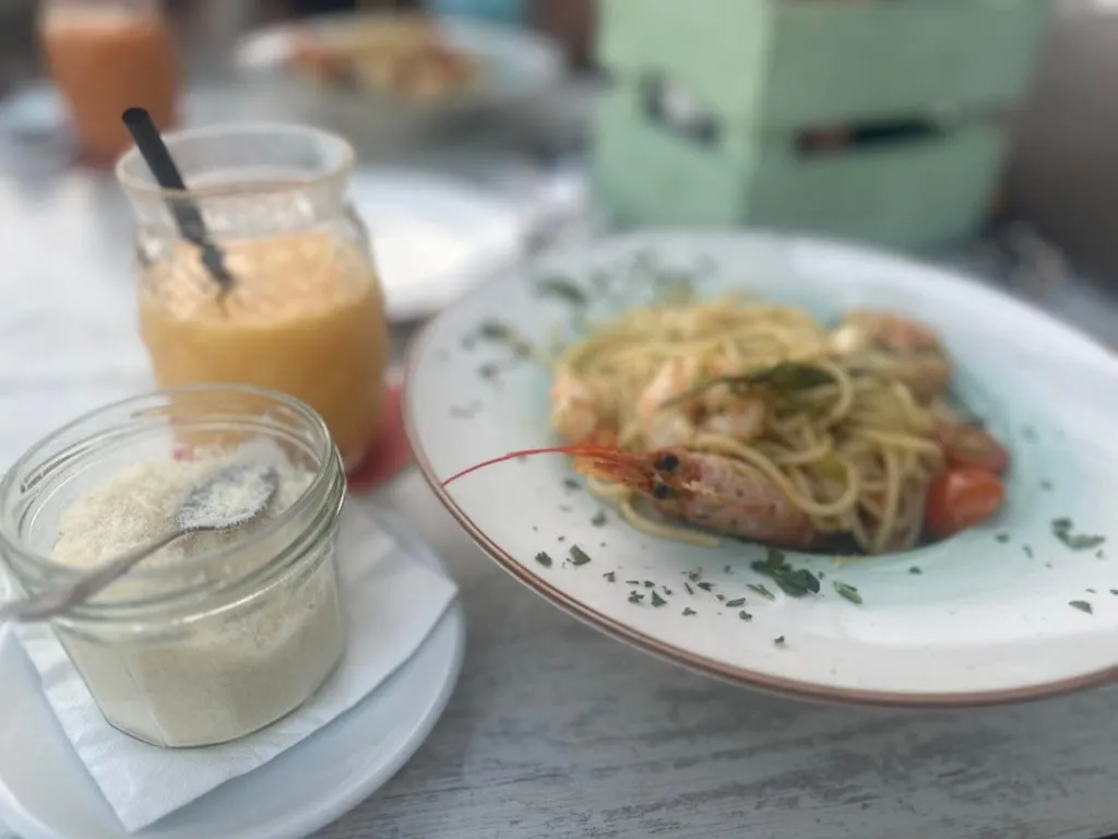 Ayoub RATTAB_Restaurante Beach Club_Peguera_review