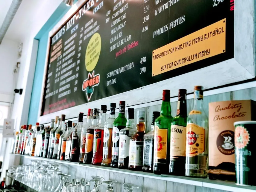 Menu_ESSBAR Paguera_Peguera_image_4