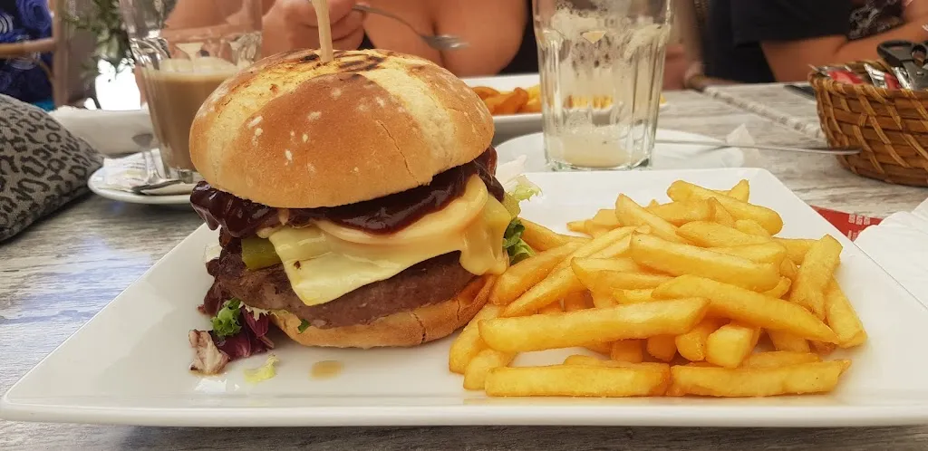 Menu_ESSBAR Paguera_Peguera_image_5