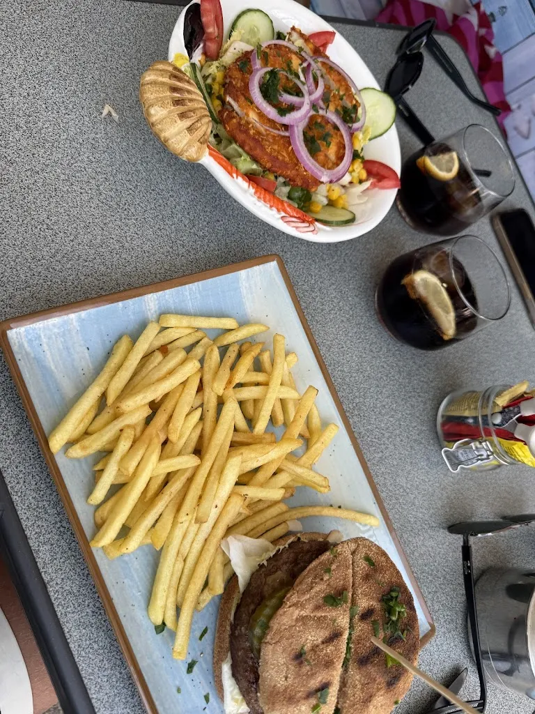 Léon Hoppe _ESSBAR Paguera_Peguera_review