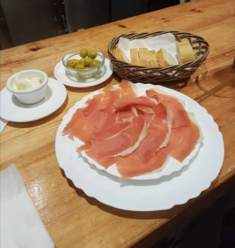 Menu_Bar La Ruta_Peguera_image_7