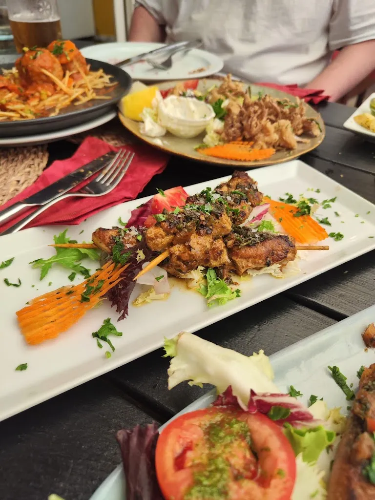 R P_La Tasca Flamenca Bar de Tapas & Restaurant Mallorca_Peguera_review