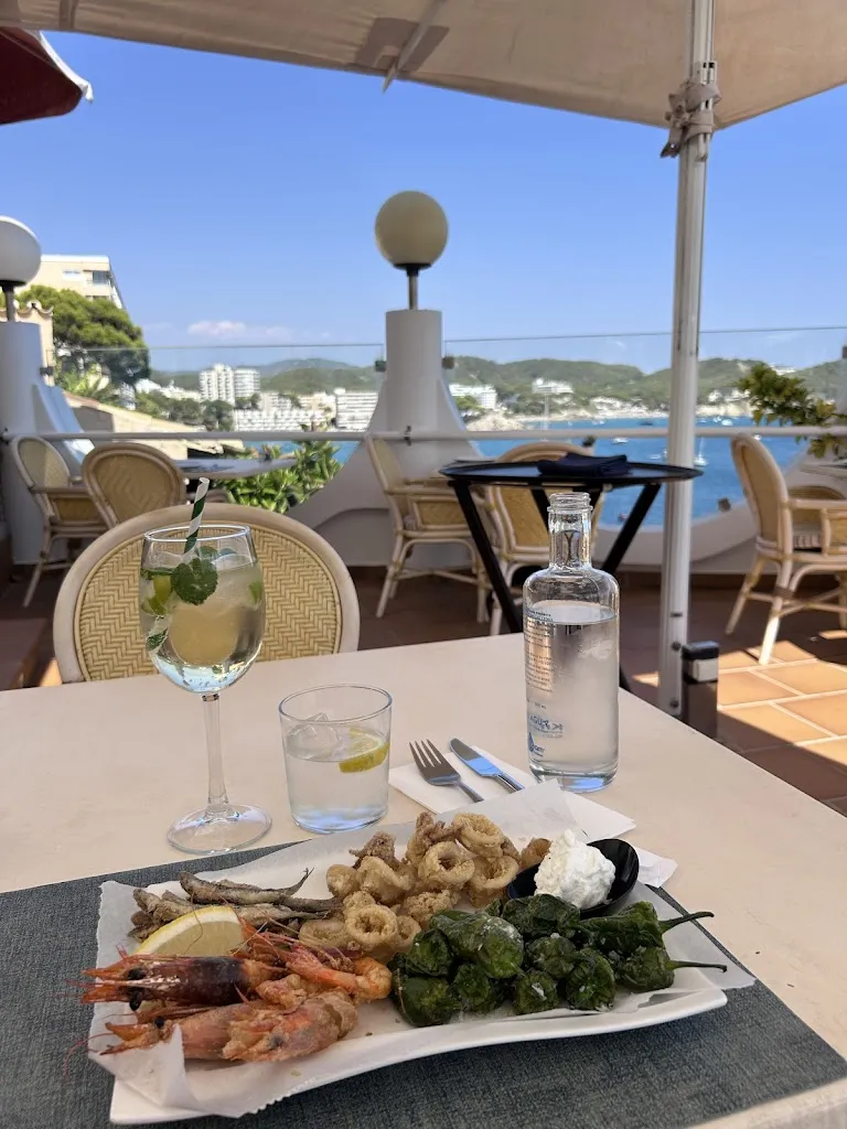 Yuki. XUE CHEN_Restaurante La Gran Tortuga_Peguera_review