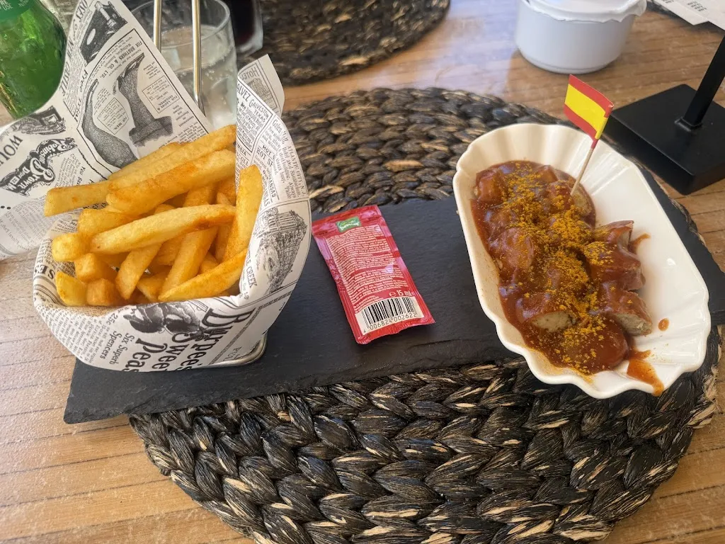 Tatjana Michler_Am Olivenbaum_Peguera_review