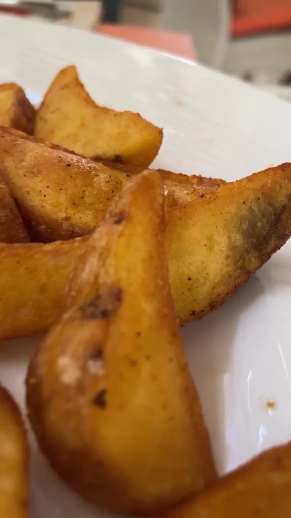 Playa 5 Restaurante. Snacks & Food - Cocktail Lounge_Peguera_slider_image_2