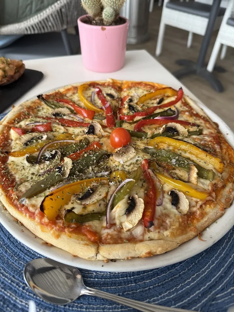 Akhil Gaur_Restaurante S’Oblada_Peguera_review