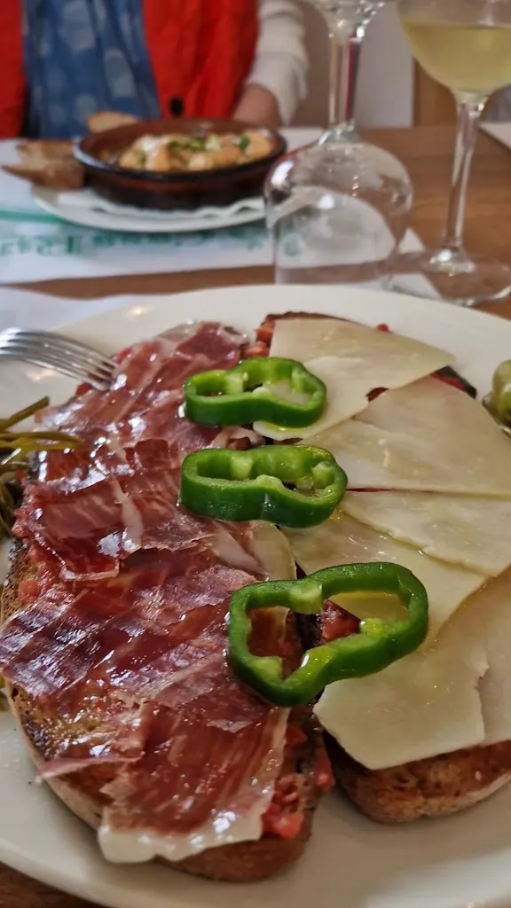 Restaurante de Tapas & Paellas Casa Rufino_s'Arenal_slider_image_2