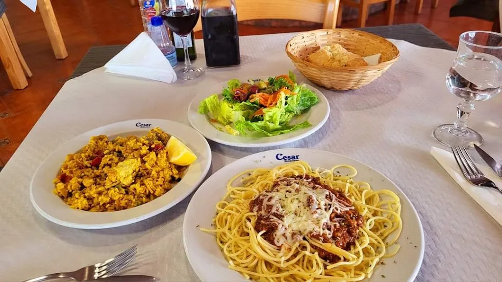 Sez it Reght_Restaurante Nuevo Caesar_Daya Nueva_avis