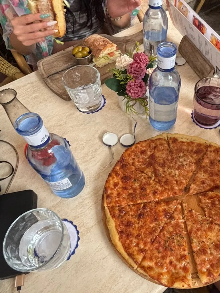 Eva Mária_La Scalinata_Pollença_recensione