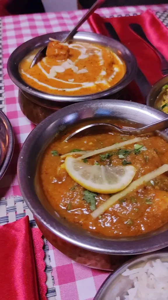 OM Restaurante Indian Pollença Food & Drinks_Pollença_slider_image_2