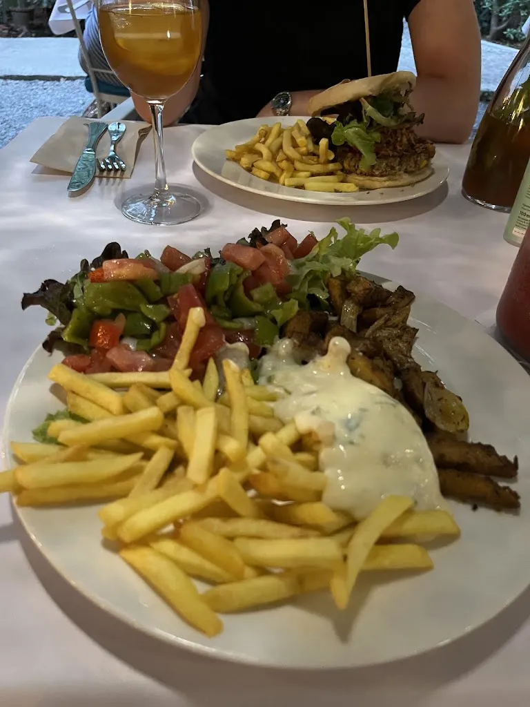 Menu_Bella Verde - Restaurante Vegano en Puerto de Pollença, Mallorca_Pollença_image_6