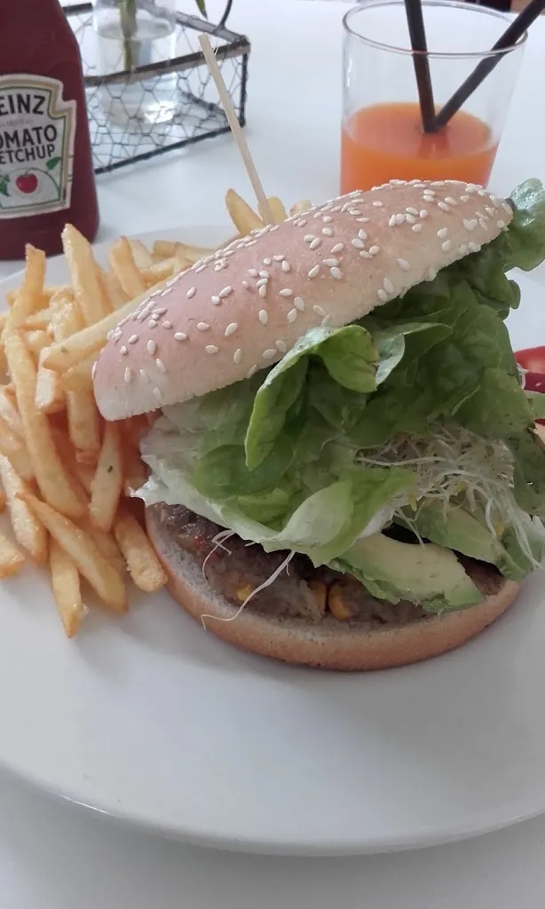 Menu_Bella Verde - Restaurante Vegano en Puerto de Pollença, Mallorca_Pollença_image_9