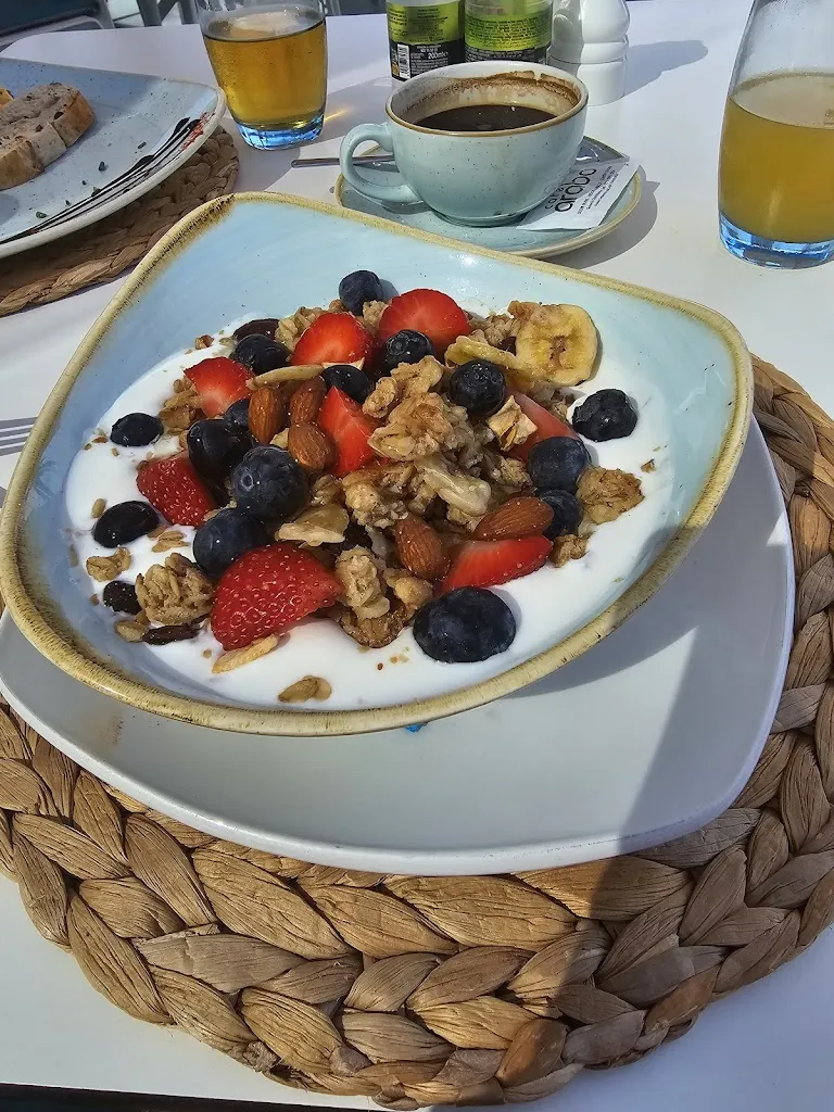 Christina Foreman_Único Beach House_Pollença_review