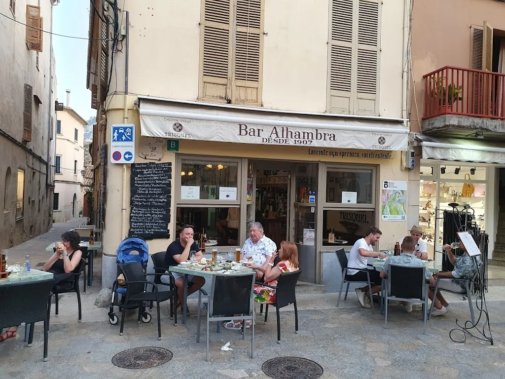 Alhambra restaurant in Pollença
