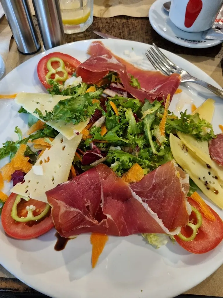 Søren Smidstrup_Bar & Restaurant Romaní_Pollença_review