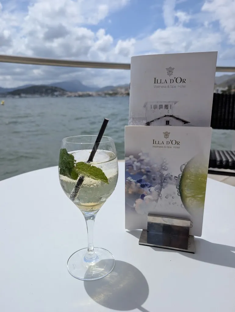 Victoria Jayne_La Terrassa_Port de Pollença_review