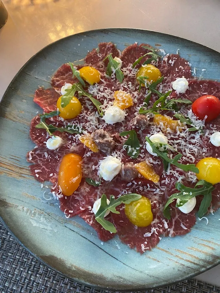 d. connor_La Terrassa_Port de Pollença_review