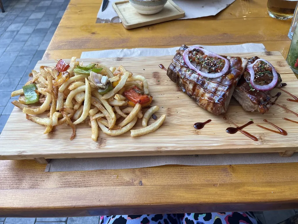 Heleng Bowyer_Tiberi Food Lovers | Restaurante en Puerto Pollensa_Port de Pollença_review