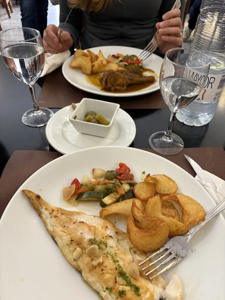 Nunya Bizzness_El Posito_Port de Pollença_review