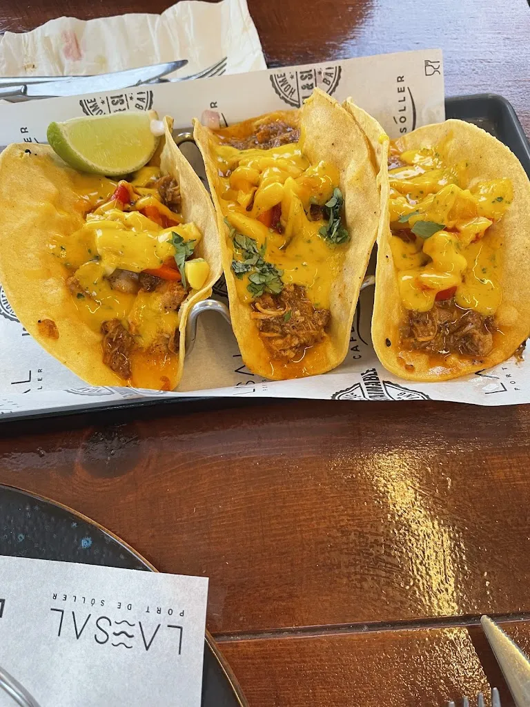 JEAN EAPEN_La Sal_Port de Sóller_review