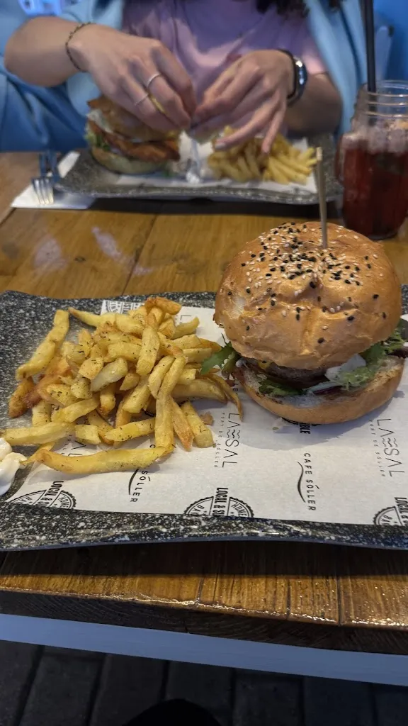 B. T._La Sal_Port de Sóller_review