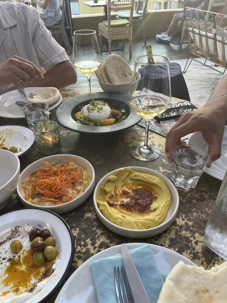 karim bougadra_NENI Mallorca_Port de Sóller_review