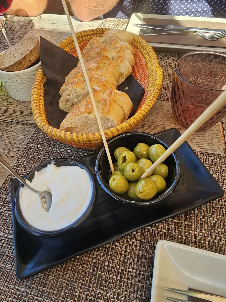 Menu_54 beach club_Port de Sóller_image_7