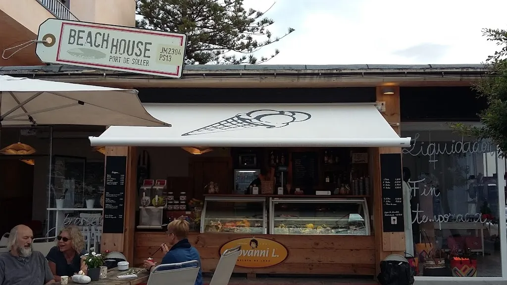 Beach House Port Sóller restaurant in Port de Sóller