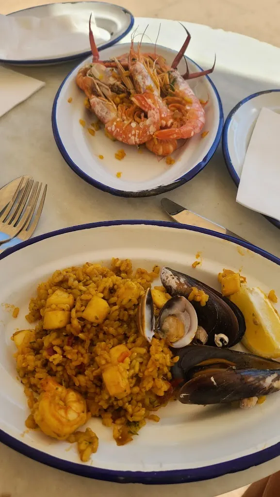 M R_Bar Albatros_Port de Sóller_review