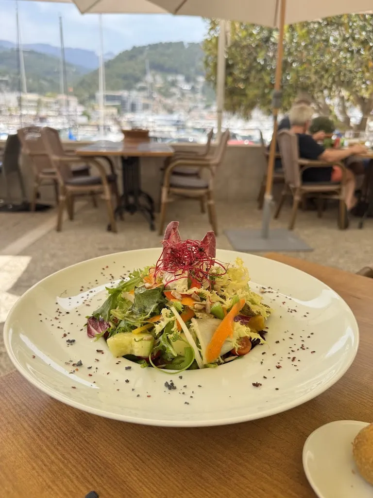 Chris S._Xelini Port de Sóller_Port de Sóller_review