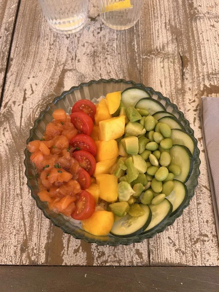 Victoria Browne_Moll_Port de Sóller_review