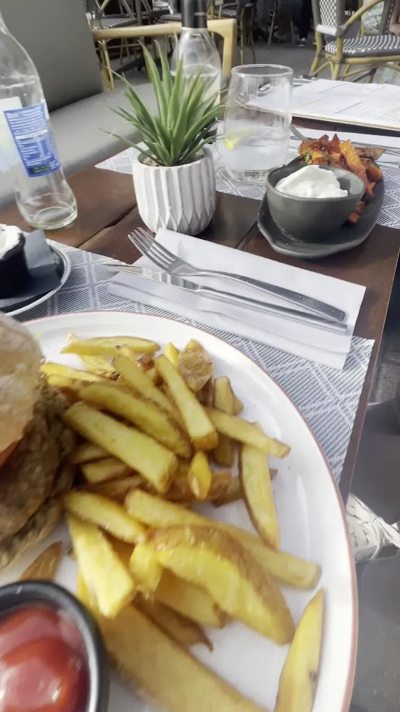 Noname Food & Drinks_Port de Sóller_slider_image_2